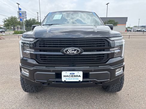 Certified 2024 Ford F150 Platinum w/ FX4 Off-Road Package AWD/4WD image 6