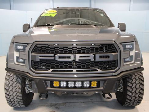Used 2018 Ford F150 Raptor w/ Equipment Group 802A Luxury AWD/4WD image 30