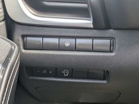 Used 2023 Nissan Rogue SV AWD/4WD image 21