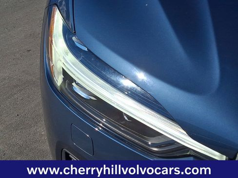 Certified 2023 Volvo XC60 B5 Plus w/ Climate Package image 10