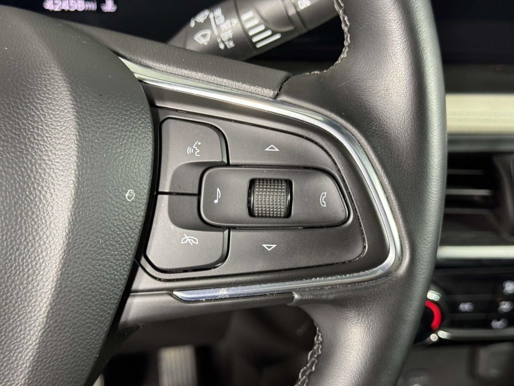 Used 2024 Buick Encore GX Sport Touring w/ Experience Buick Package FWD image 23