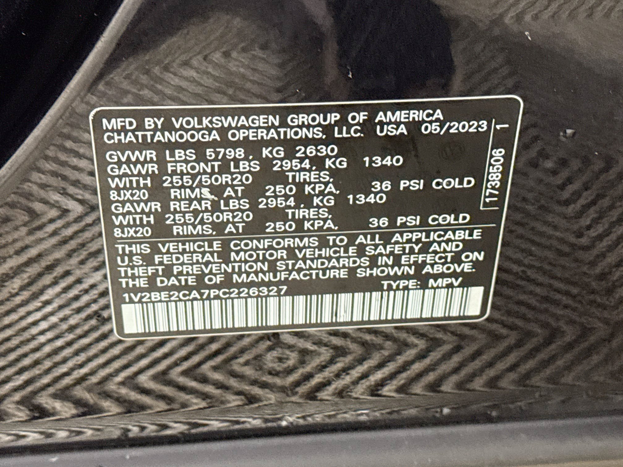 Used 2023 Volkswagen Atlas Cross Sport SEL AWD/4WD image 31