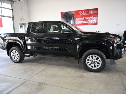Used 2024 Toyota Tacoma SR w/ SR Upgrade Package image 4