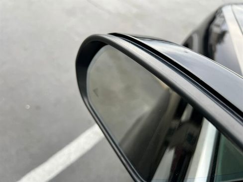 Used 2020 Mercedes-Benz GLB 250 4MATIC w/ AMG Line image 29