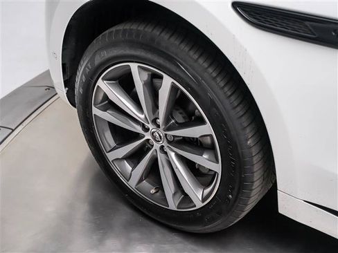 New 2026 Jaguar F-PACE R-Dynamic S AWD/4WD image 12
