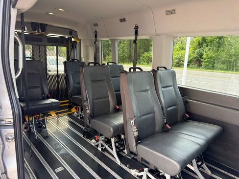Used 2023 Ford Transit 350 XL RWD image 34