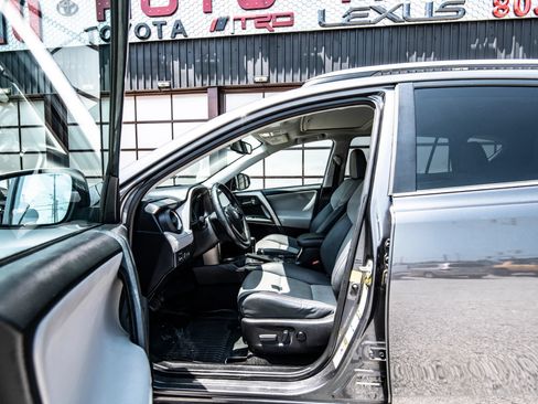 Used 2014 Toyota RAV4 Limited w/ Technology Package AWD/4WD image 23