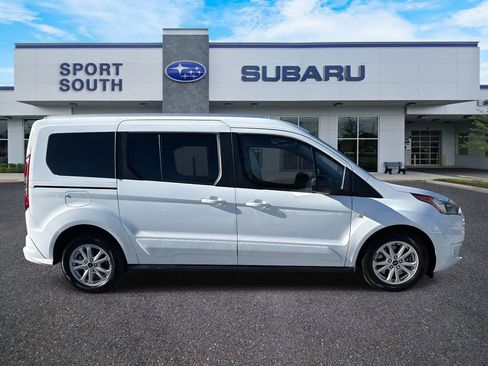 Used 2020 Ford Transit Connect XLT image 2