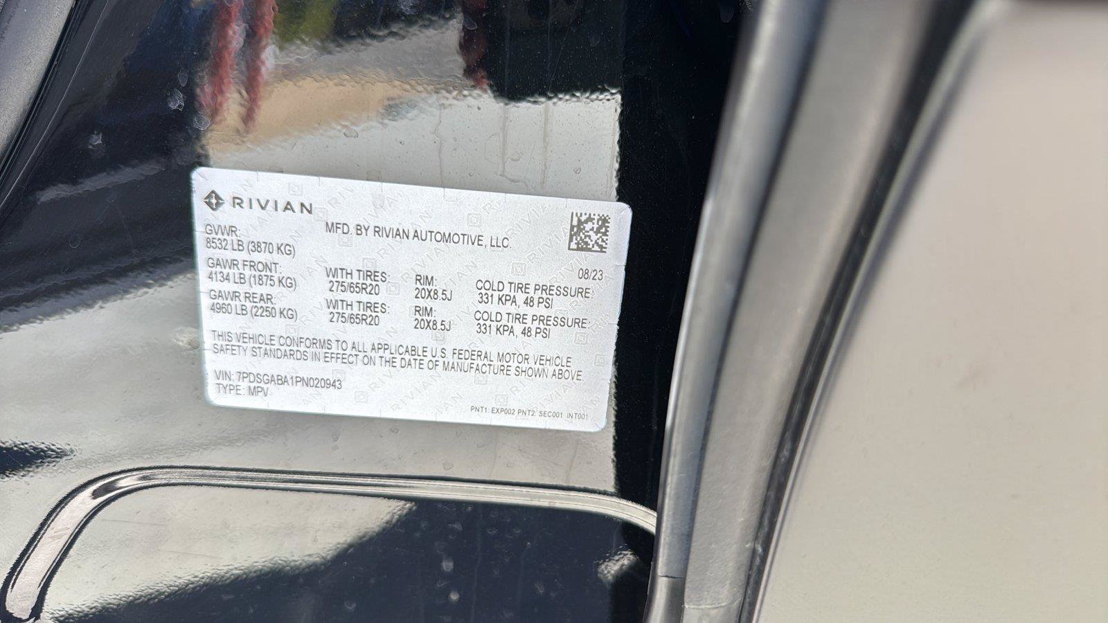 Used 2023 Rivian R1S Adventure Quad AWD/4WD image 31