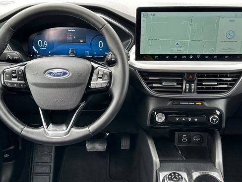 Certified 2025 Ford Escape Platinum image 14