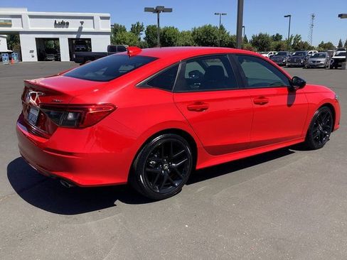 Used 2023 Honda Civic Sport image 29