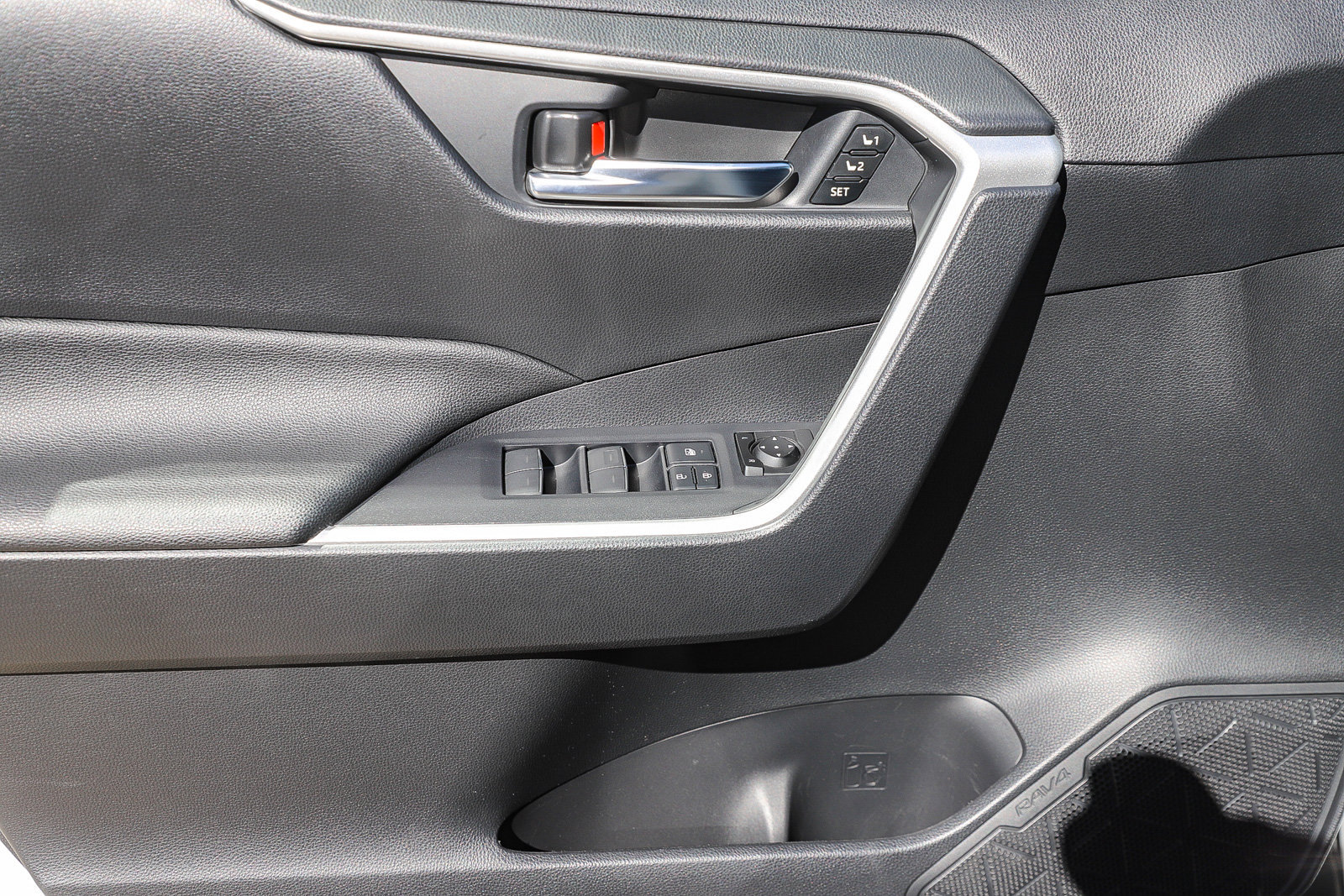 Certified 2023 Toyota RAV4 XLE Premium AWD/4WD image 20