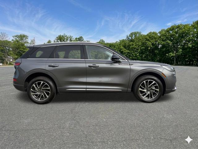 Used 2021 Lincoln Corsair AWD w/ Equipment Group 101A image 10