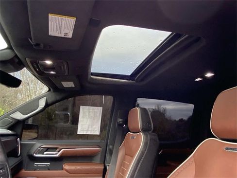 Used 2024 GMC Sierra 1500 Denali Ultimate image 25
