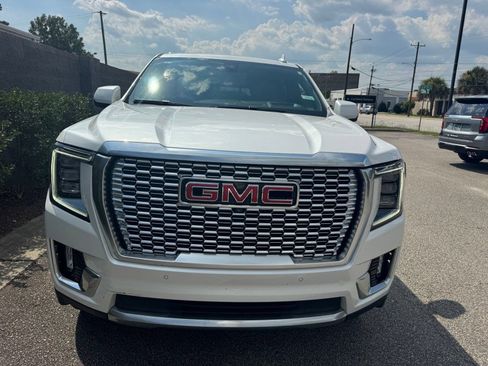 Used 2022 GMC Yukon Denali RWD image 5
