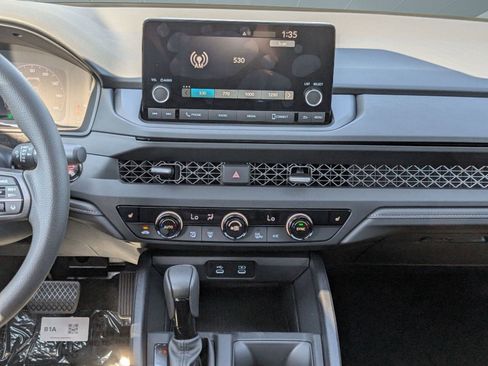 New 2025 Honda Accord SE image 25