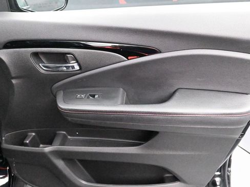 Used 2022 Honda Pilot Black Edition image 10