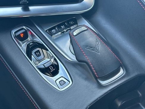 Used 2021 Chevrolet Corvette Stingray Premium Conv w/ Z51 Performance Package RWD image 20