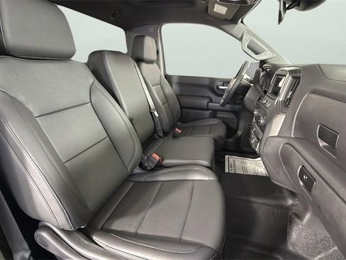 Certified 2025 Chevrolet Silverado 1500 W/T w/ WT Value Package image 29