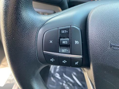 Used 2021 Ford Escape SE image 19