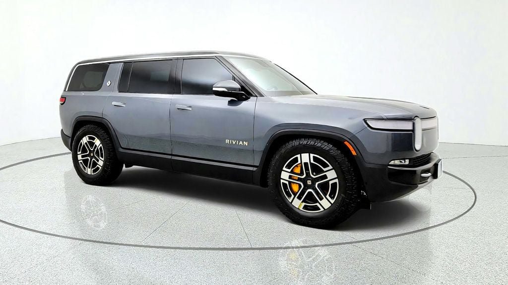 Used 2023 Rivian R1S Adventure Quad AWD/4WD image 3