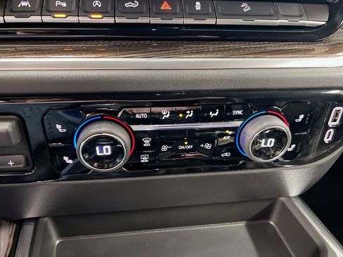 New 2026 Chevrolet Silverado 1500 LT Trail Boss w/ LT Trail Boss Premium Package AWD/4WD image 12