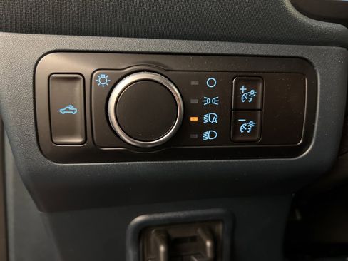 New 2025 Ford Maverick XLT w/ XLT Luxury Package image 19