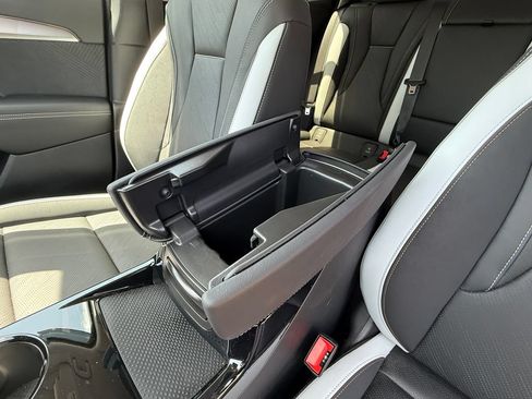 Certified 2026 Buick Envision Sport Touring AWD/4WD image 28