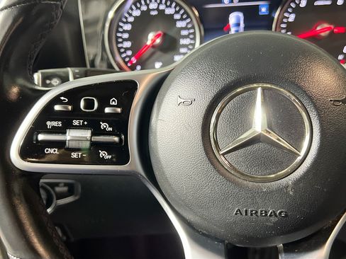 Used 2019 Mercedes-Benz E 300 image 18