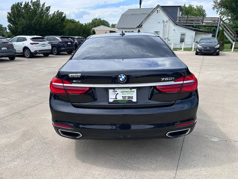 Used 2017 BMW 750i xDrive AWD/4WD image 82