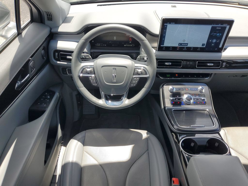 Used 2022 Lincoln Nautilus Reserve FWD image 29