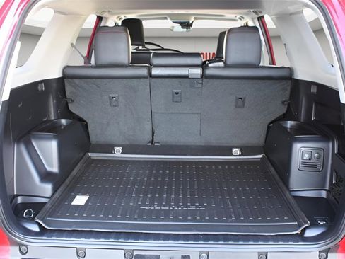 Certified 2023 Toyota 4Runner TRD Off-Road Premium image 22