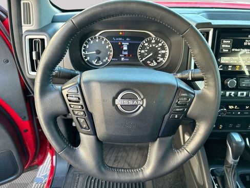 Used 2025 Nissan Frontier SV w/ SV Convenience Package RWD image 29