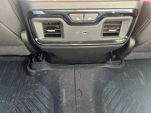 Used 2025 GMC Sierra 3500 AT4 w/ AT4 Premium Plus Package image 25