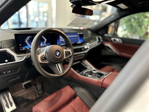 Used 2024 BMW X6 M60i w/ Dynamic Handling Package image 33