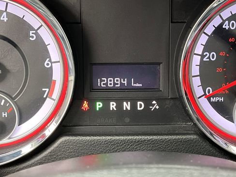 Used 2012 Dodge Grand Caravan SXT image 14