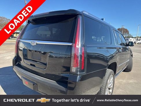 Used 2019 Cadillac Escalade ESV Premium Luxury image 7
