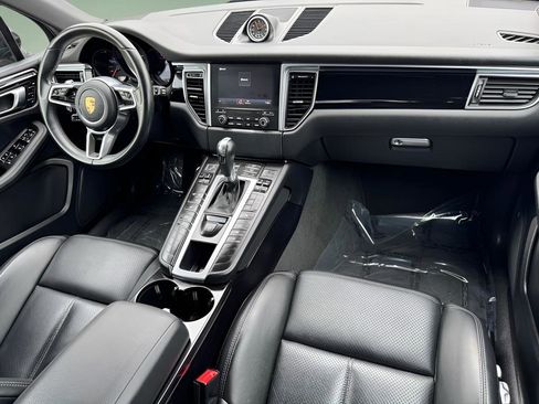 Used 2018 Porsche Macan Sport Edition image 26