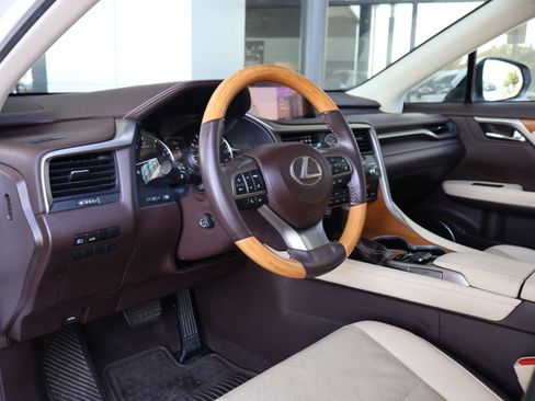 Used 2016 Lexus RX 350 FWD w/ Premium Package image 12