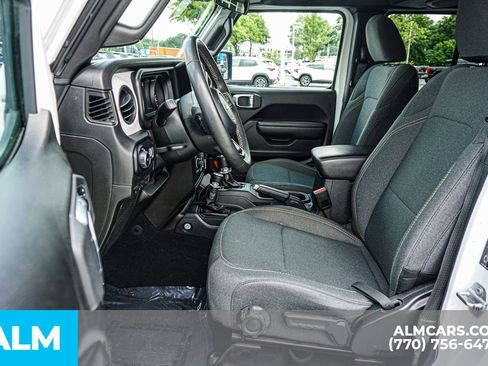 Used 2025 Jeep Wrangler Unlimited Sport AWD/4WD image 20
