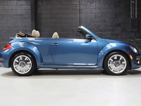 Used 2018 Volkswagen Beetle 2.0T SE w/ SE Premium Package image 20