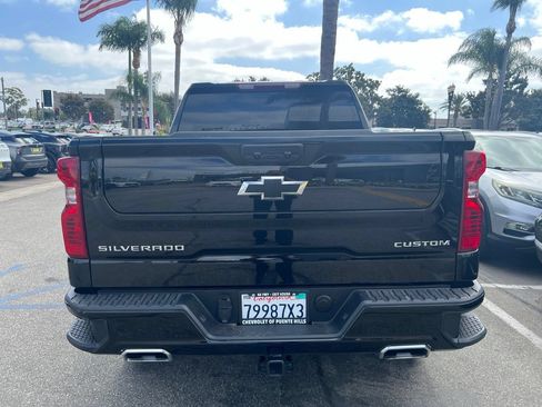 Used 2024 Chevrolet Silverado 1500 Custom Trail Boss AWD/4WD image 9