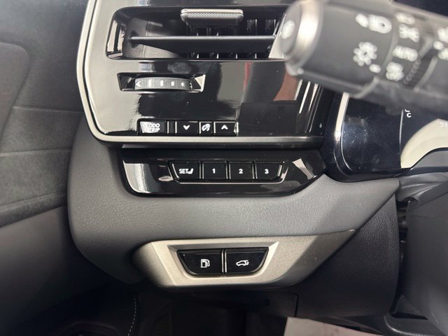Used 2023 Lexus RX 350 w/ Cold Area Package AWD/4WD image 20