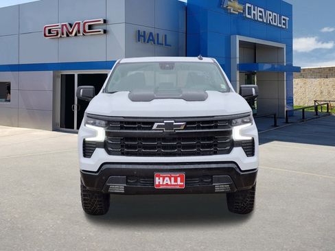 New 2026 Chevrolet Silverado 1500 LT Trail Boss w/ LT Trail Boss Premium Package AWD/4WD image 2