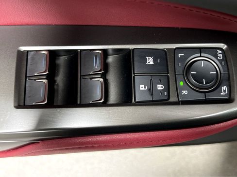 Certified 2026 Lexus NX 350h AWD w/ Accessory Package (2T) image 40