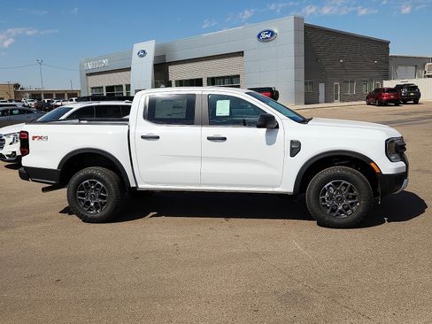 New 2025 Ford Ranger XLT w/ FX4 Off-Road Package image 5