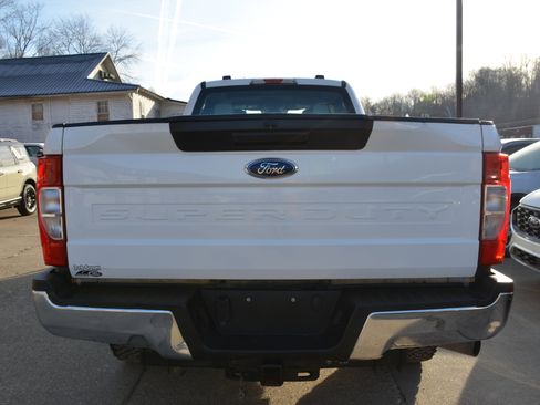 Used 2020 Ford F250 XL w/ Power Equipment Group image 5