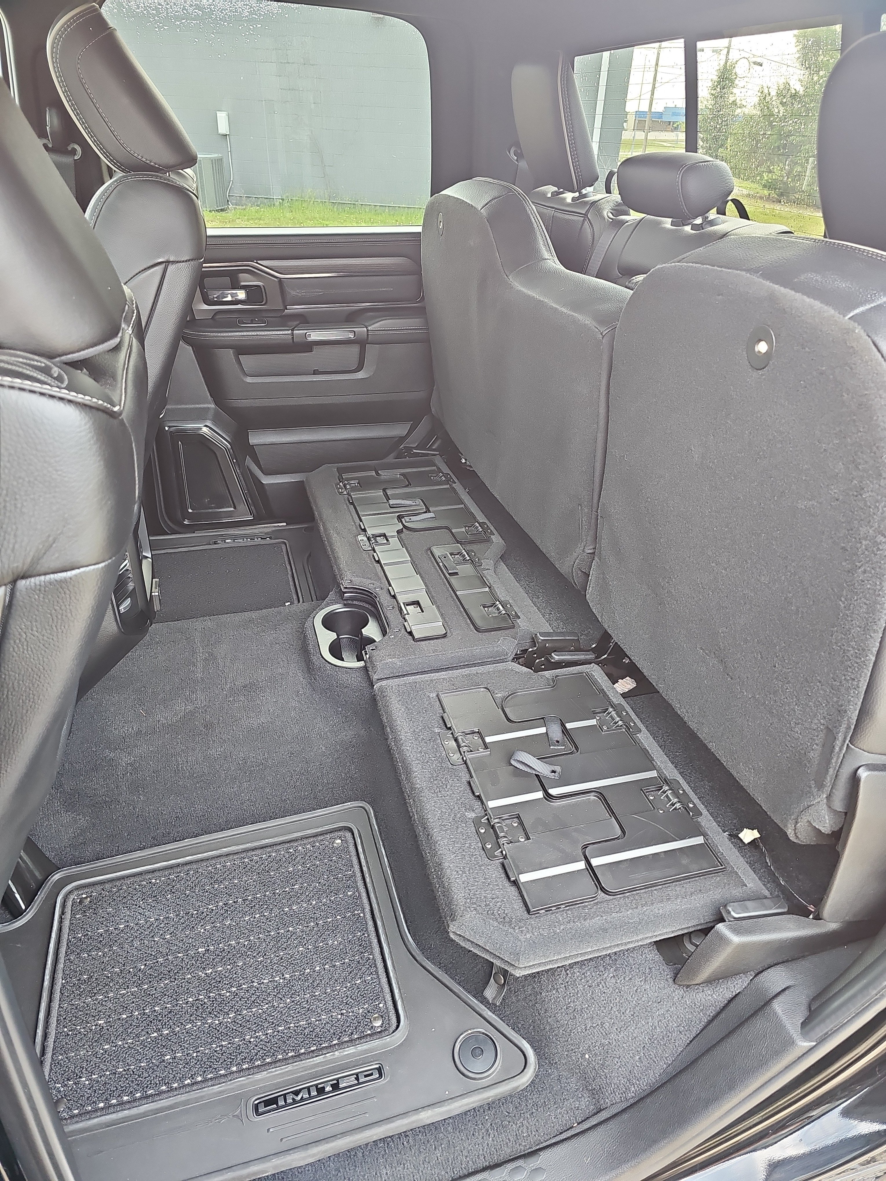 Used 2024 RAM 2500 Limited AWD/4WD image 17