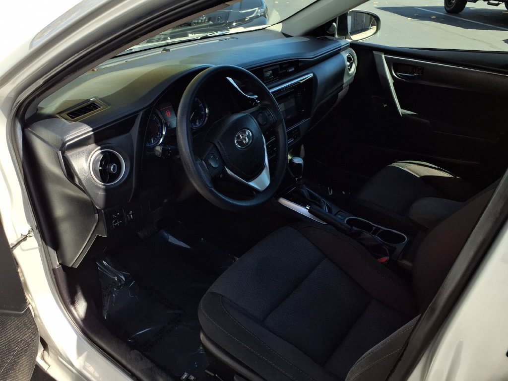 Certified 2018 Toyota Corolla LE FWD image 18