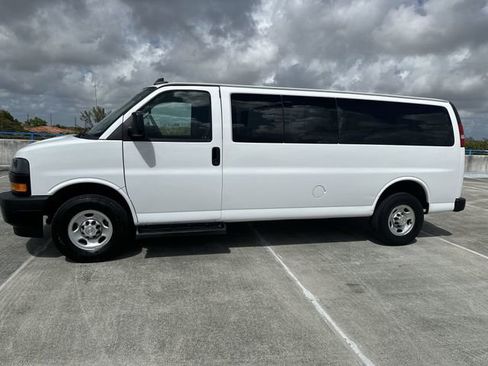 Used 2023 Chevrolet Express 3500 LS image 34